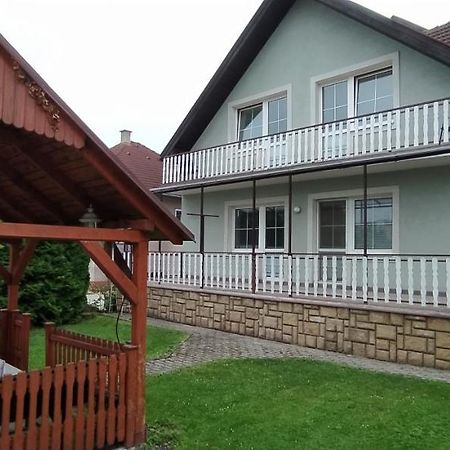 Apartman Stano Liptovský Mikuláš Exteriör bild